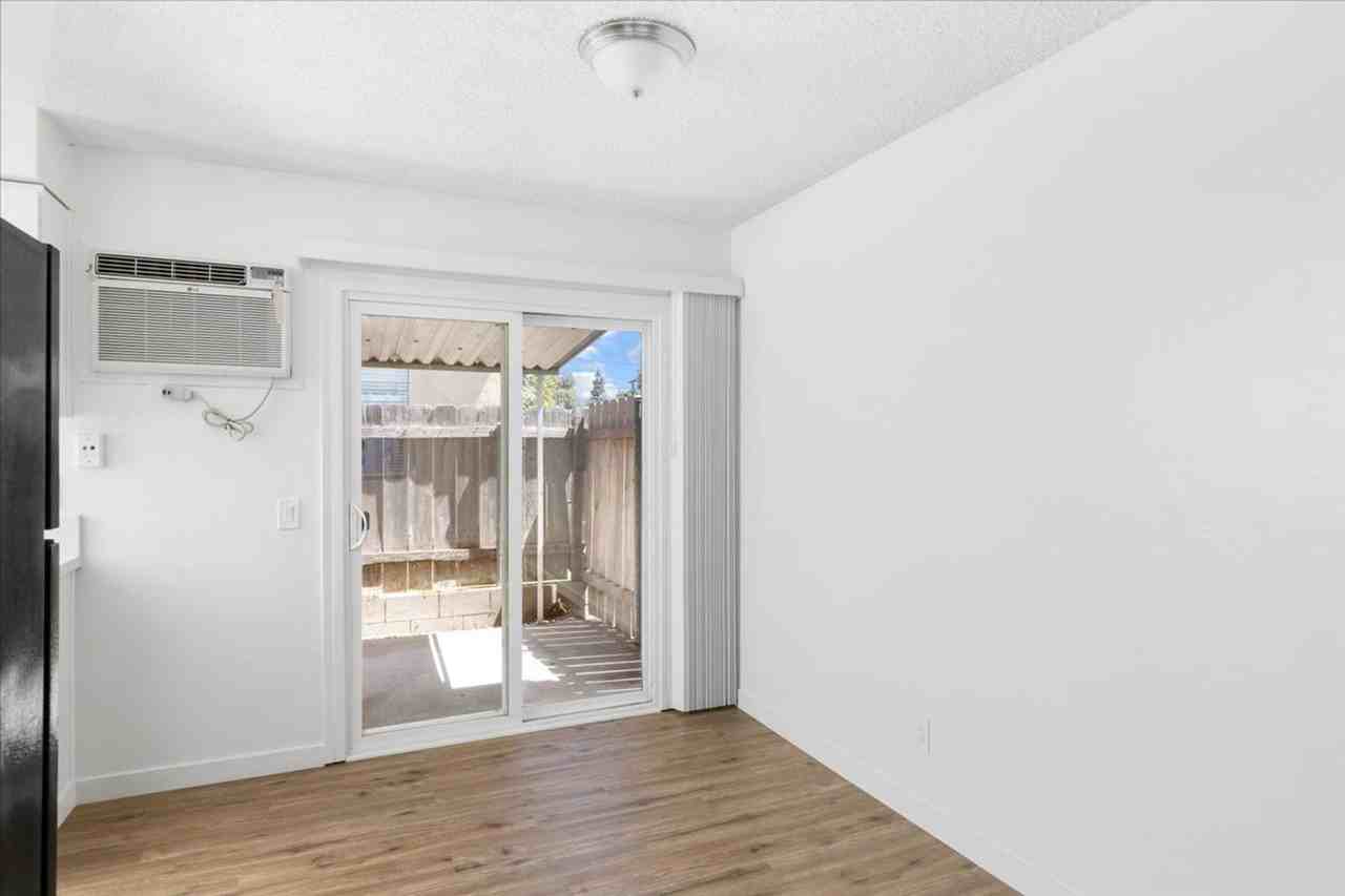 1309 S Juniper St - Photo 6 of 22