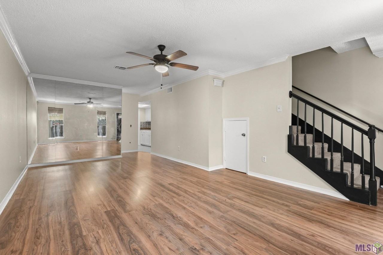 4365 Jefferson Woods Dr - Photo 3 of 8