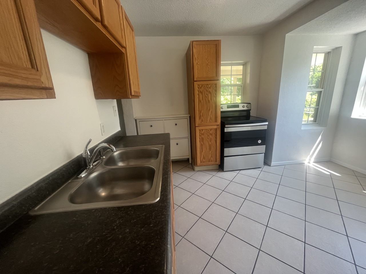 17803 N Fruitport Rd - Photo 5 of 16