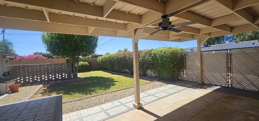 7720 E Catalina Dr - Photo 4 of 22