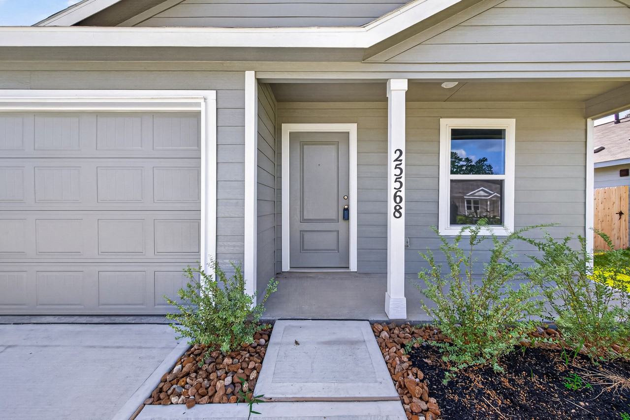 25568 Rose Creek Dr - Photo 6 of 37