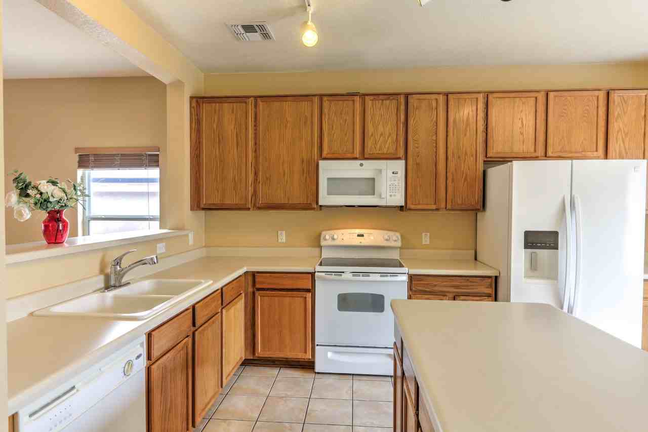 3647 E Mecate Rd - Photo 7 of 27