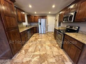 3204 E Bradford St - Photo 1 of 1