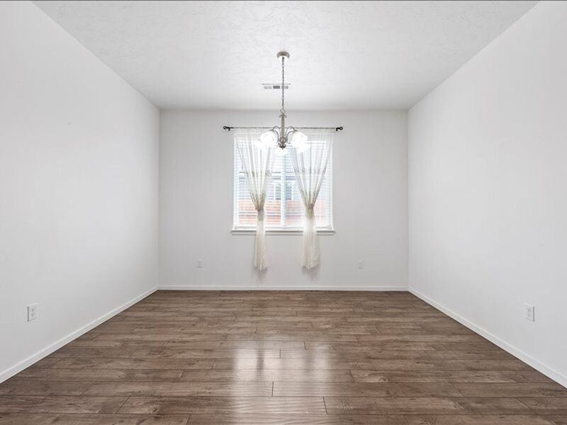 5813 Sidon Ln - Photo 5 of 23
