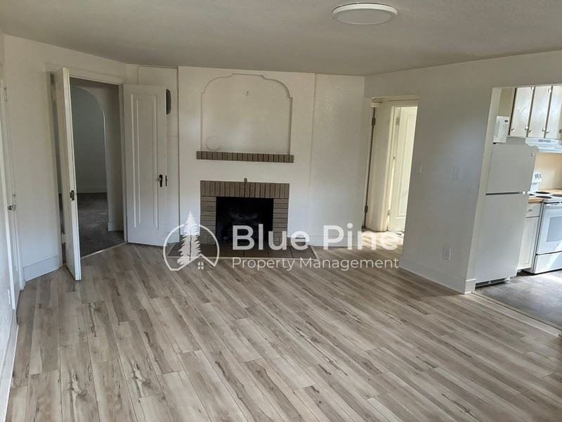 1247 S Emerson Ave #9 - Photo 3 of 9