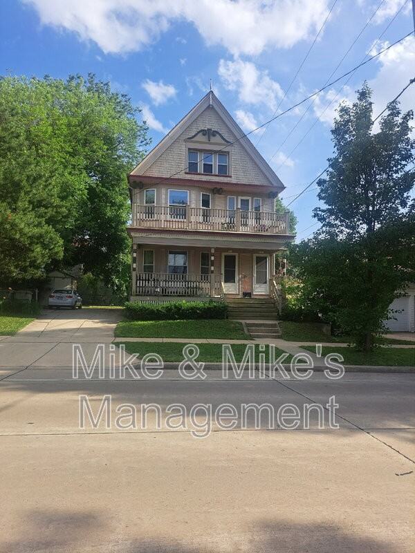 5613 W Lloyd St - Photo 3 of 3