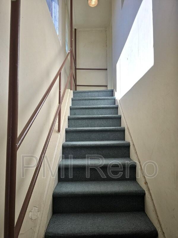 422 1/2 Saint Lawrence Ave #B - Photo 2 of 16