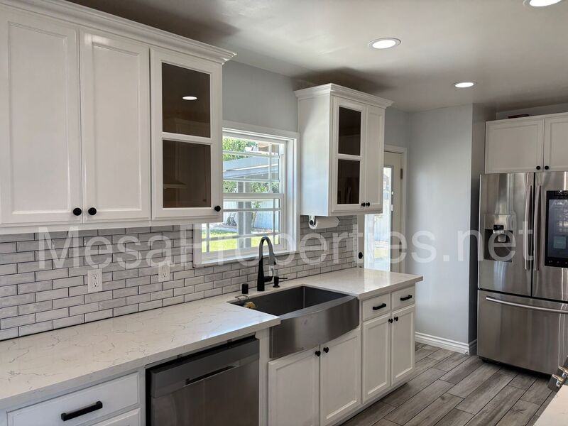 6056 Walnut Ave - Photo 6 of 17