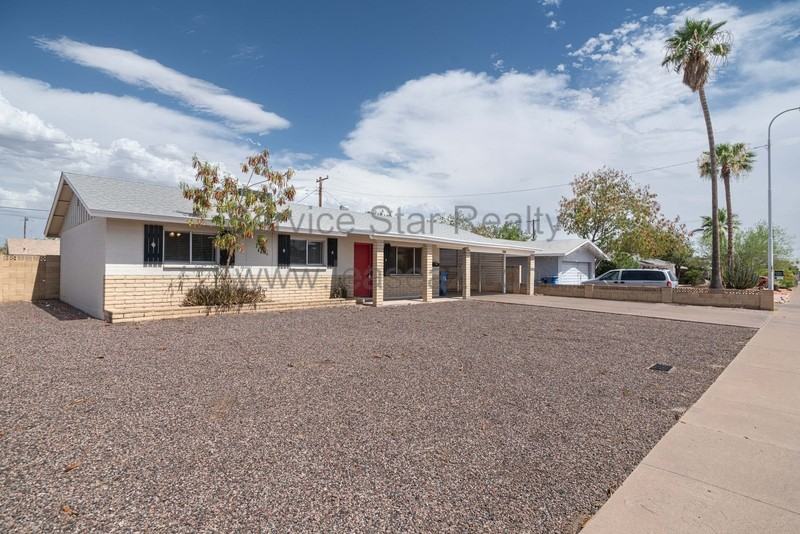 1705 N Camellia St - Photo 2 of 22