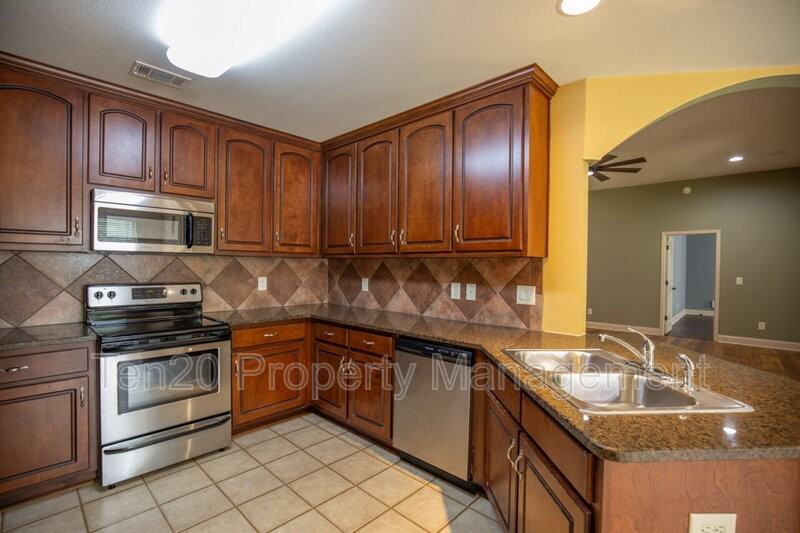 130 Lee Road 219 - Photo 6 of 17