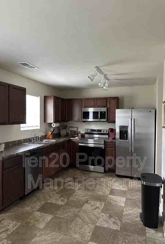 753 Compass Trl - Photo 4 of 7