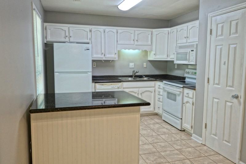 111 Scarlet Oak Cir - Photo 2 of 25