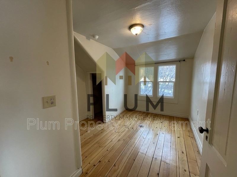 807 Lease Pending |Bulwer Street #B - Photo 6 of 15