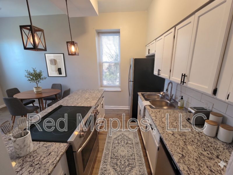 2912 Pennsylvania Ave ##1f - Photo 4 of 9