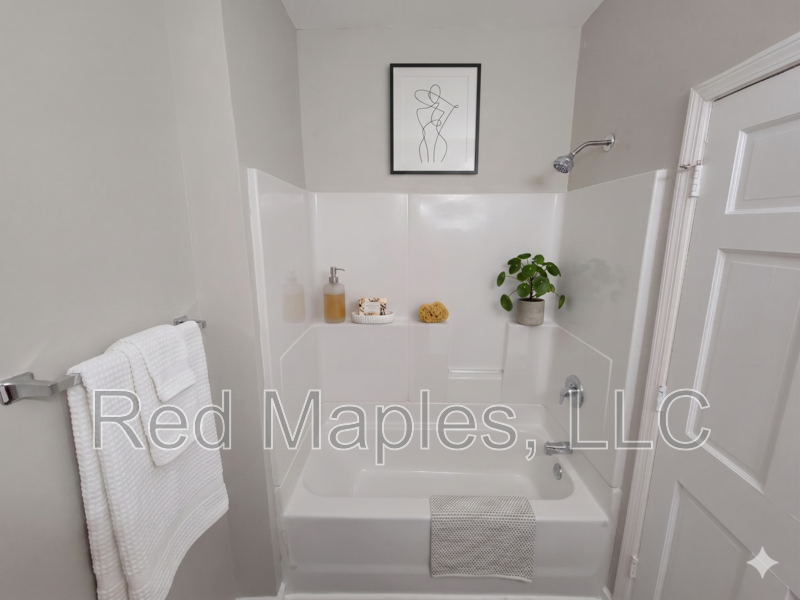 2912 Pennsylvania Ave ##1f - Photo 7 of 9