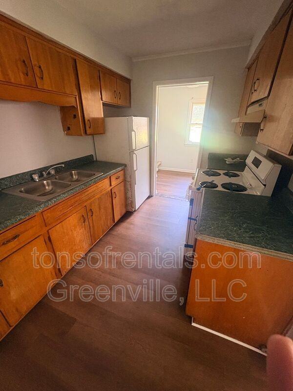 293 Dogwood Club Rd - Photo 4 of 8