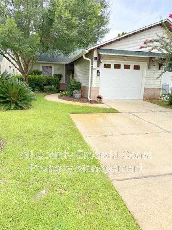 204 Via Largo - Photo 2 of 50