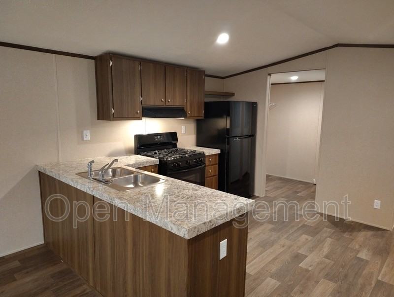 72 Jerry Dr - Photo 3 of 22