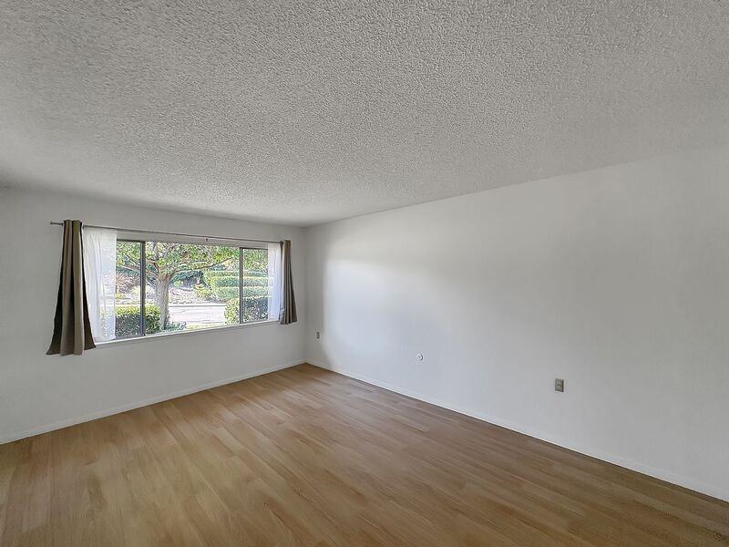 16737 Meandro Dr - Photo 7 of 22