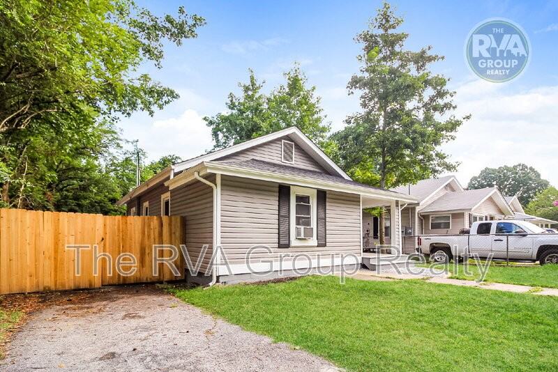 1215 W Cawson St - Photo 2 of 21