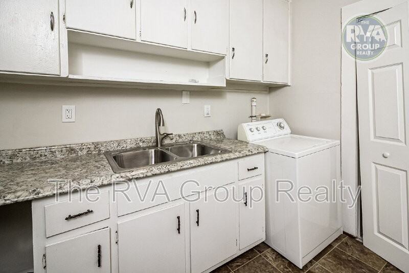 1215 W Cawson St - Photo 6 of 21