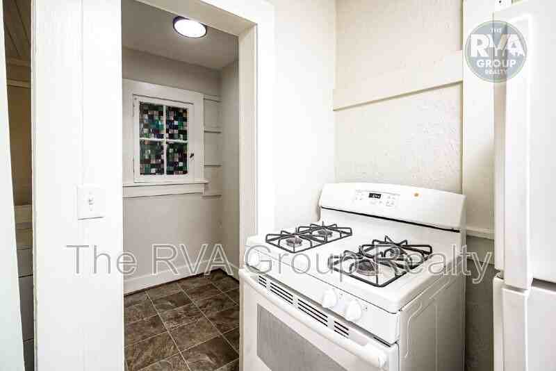 1215 W Cawson St - Photo 7 of 21