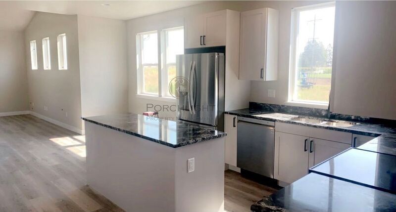2226 Berryman Loop #A - Photo 4 of 20