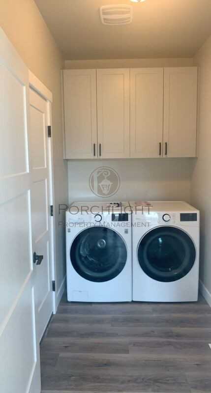 2226 Berryman Loop #A - Photo 6 of 20