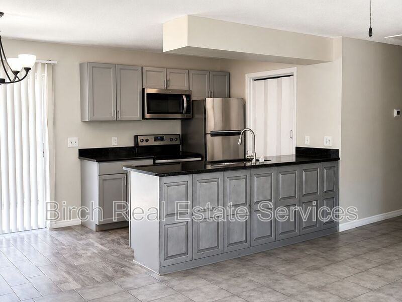 1017 Amble Ln - Photo 2 of 18