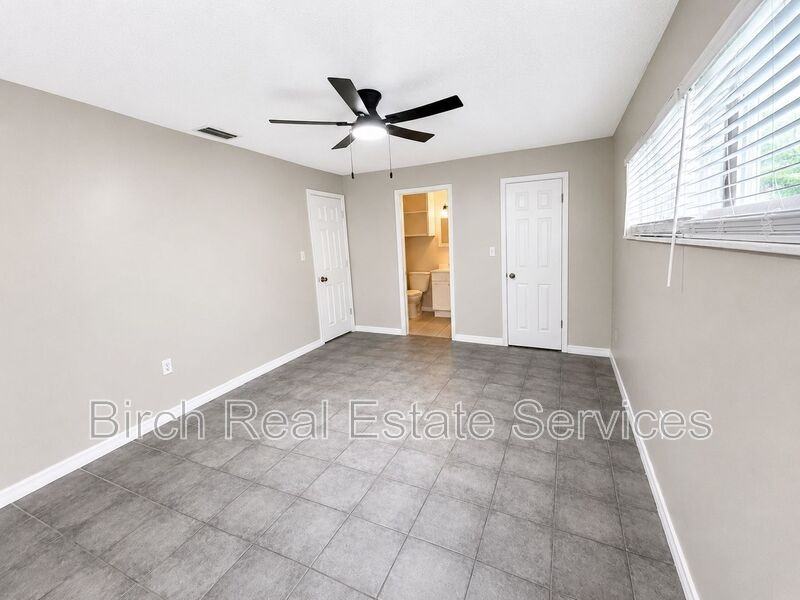 1017 Amble Ln - Photo 6 of 18