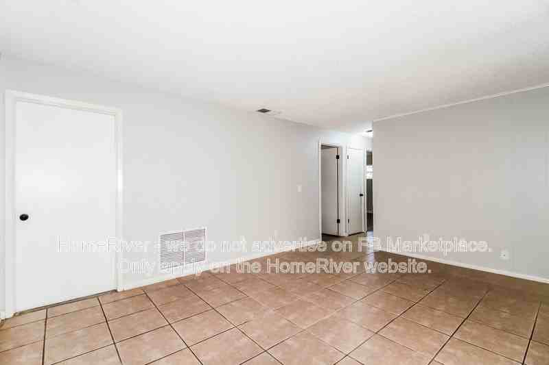 126 N Pressview Ave - Photo 4 of 18