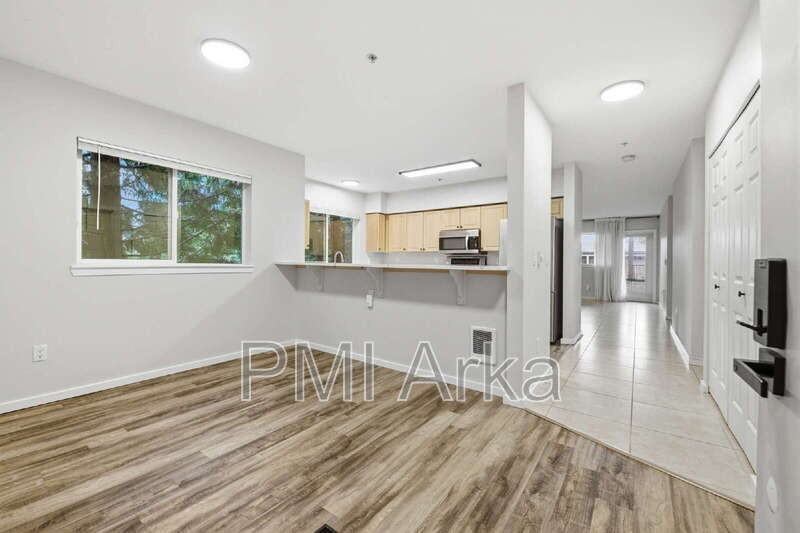 15340 Macadam Rd S #B206 - Photo 7 of 29