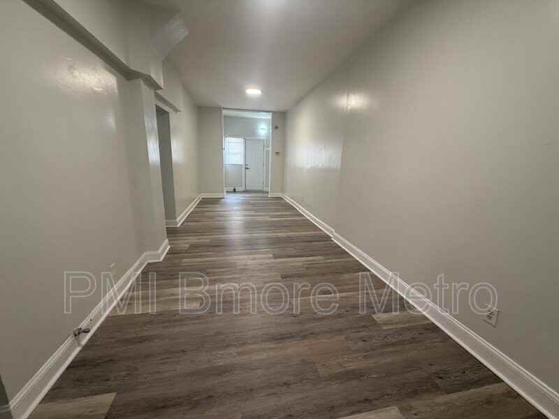 3201 Ailsa Ave - Photo 7 of 8
