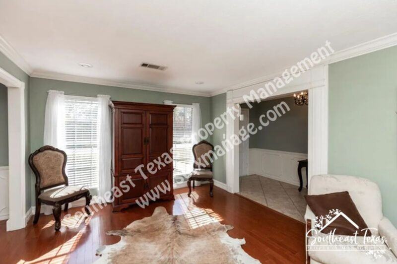 6030 Zenith St - Photo 7 of 32