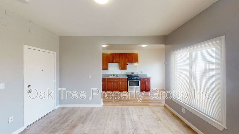 2805 E 16th St #109B - Photo 6 of 22