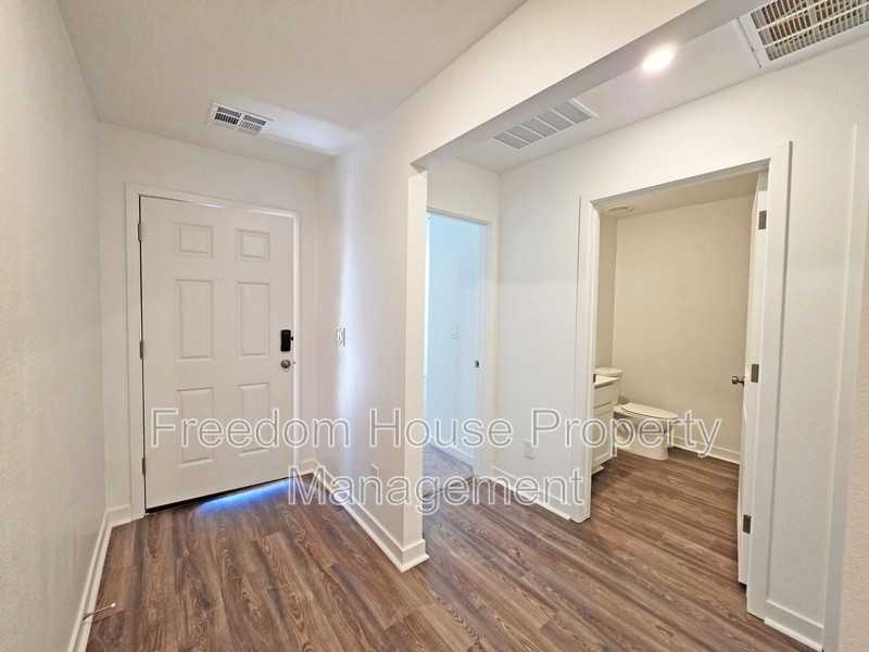 663 E Huyana Wind Dr - Photo 7 of 50