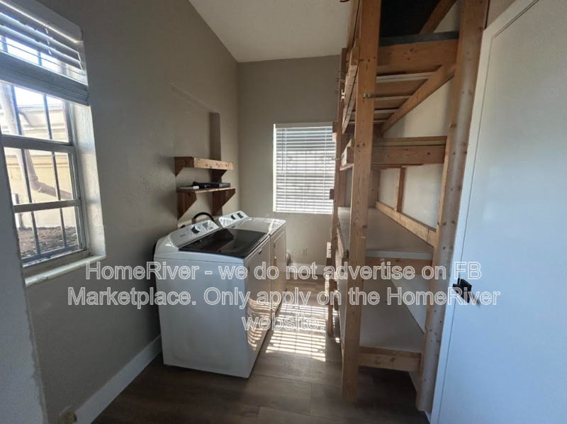 1506 E 18th Ave #1 - Photo 4 of 11