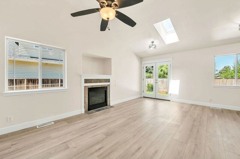 585 Dublin Ave - Photo 6 of 32