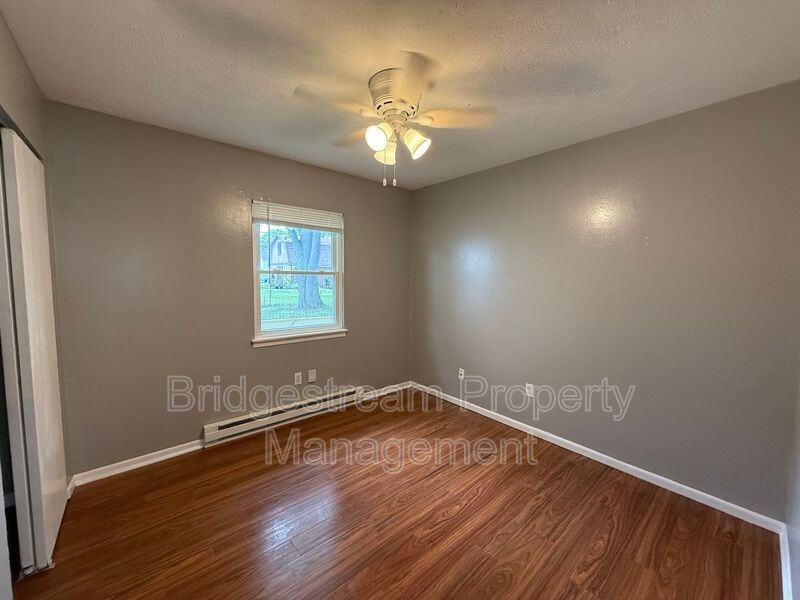 2821 Haig Ave - Photo 5 of 8