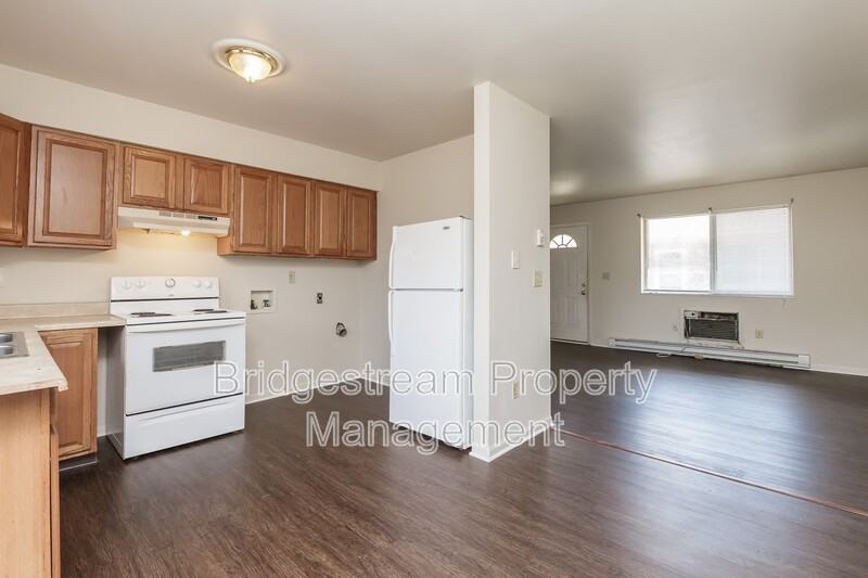 4327 Powell Rd - Photo 5 of 12