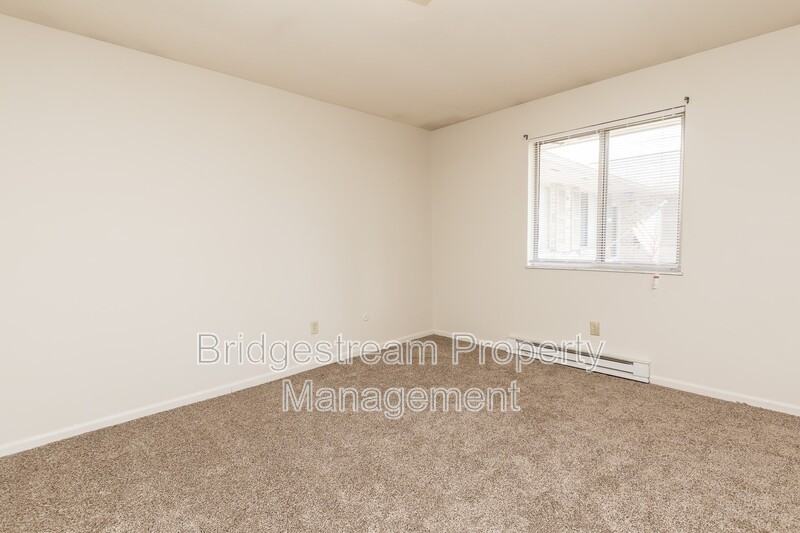 4327 Powell Rd - Photo 7 of 12