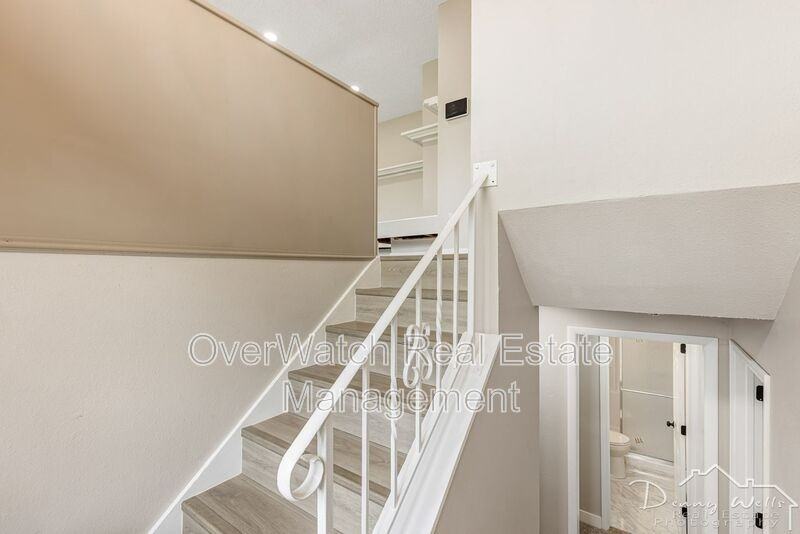 1821 Kodiak St - Photo 3 of 32