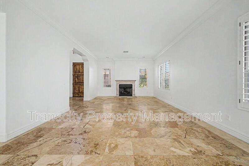 111 W Missouri Ave #B - Photo 4 of 18