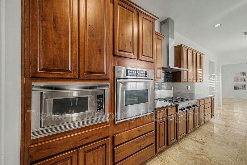 111 W Missouri Ave #B - Photo 7 of 18
