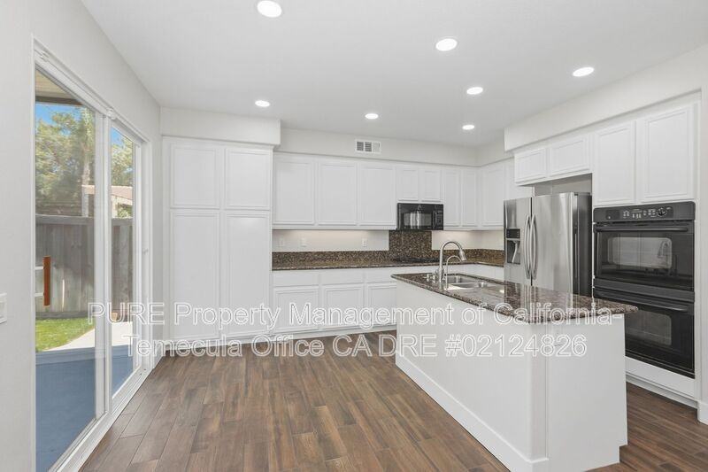 29754 Maxmillian Ave - Photo 6 of 21