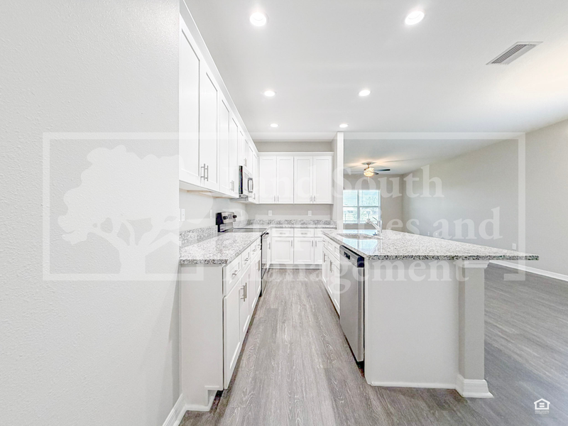 3430 Cup Dr - Photo 4 of 25