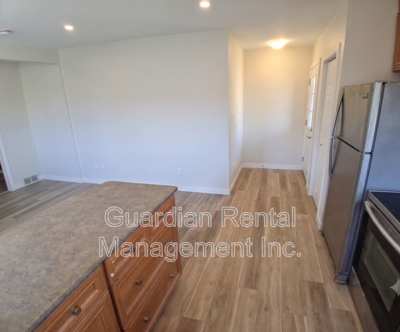 325 Albany St #2 - Photo 3 of 7