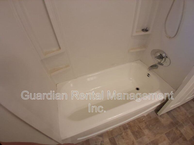 325 Albany St #2 - Photo 7 of 7