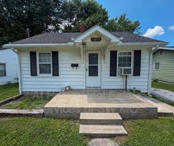 1019 S Weaver Ave - Photo 1 of 1