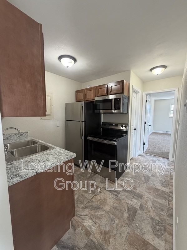 1101 Main Ave #9 - Photo 3 of 8
